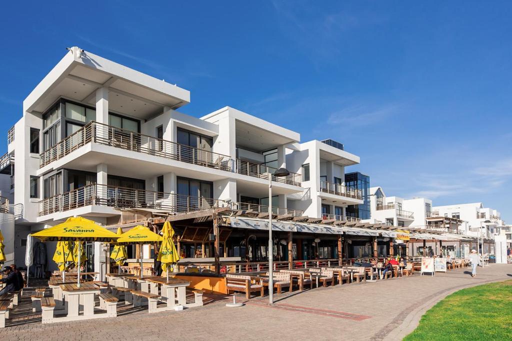 Apartment Luxury Beachfront In Big Bay- 2 Bedroom